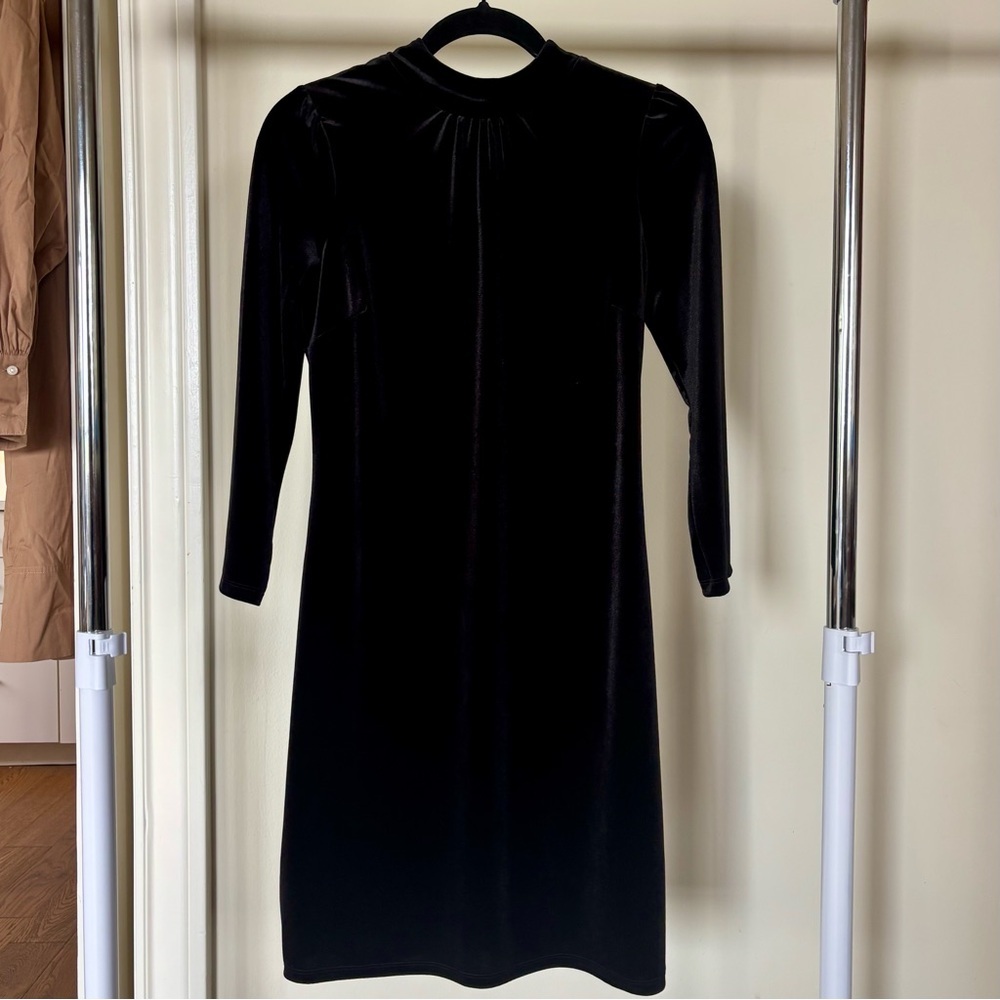 BODEN Livia Velvet Shift Dress - Picture 2 of 12
